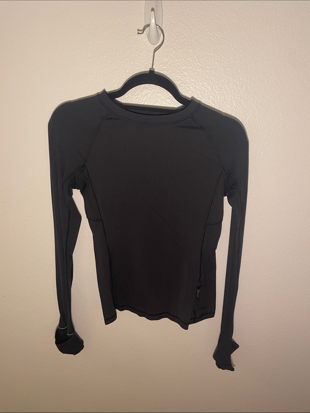 Thermal long sleeve run top